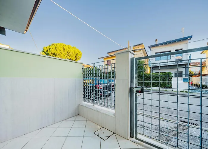 Apartament Palestrina By Interhome